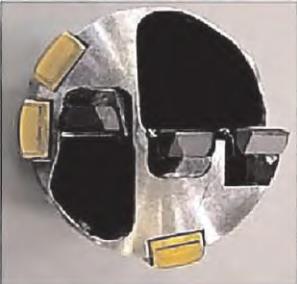 Figure 3　 Optimized Triple Guide Bar Tool